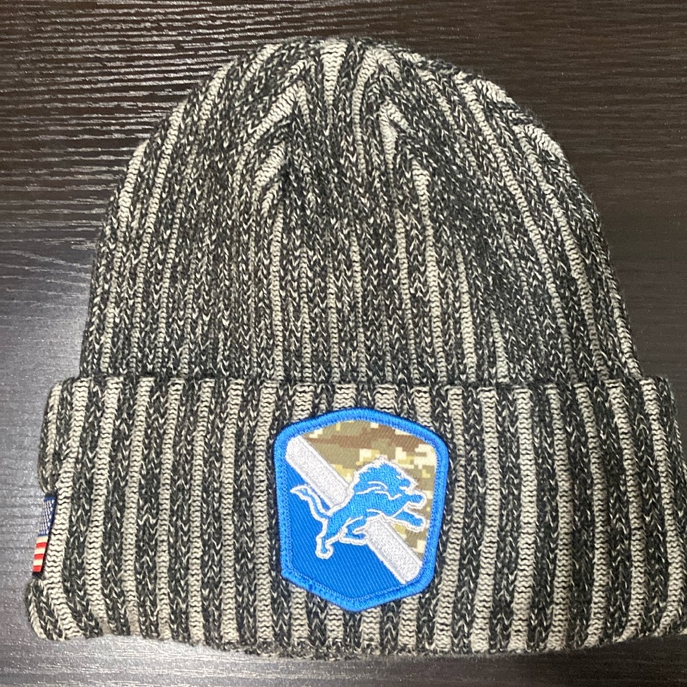 Detroit Lions Salute To Service Beanie